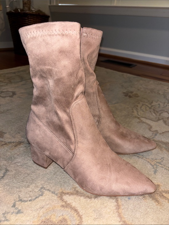 Lulus Shoes - Lulu's Pointed-Toe Mid-Calf Suede Boots in Nude - only tried on